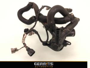 Used Thermostat Renault Captur (2R) 1.2 TCE 16V EDC Price € 54,98 Margin scheme offered by Gerrits Automotive