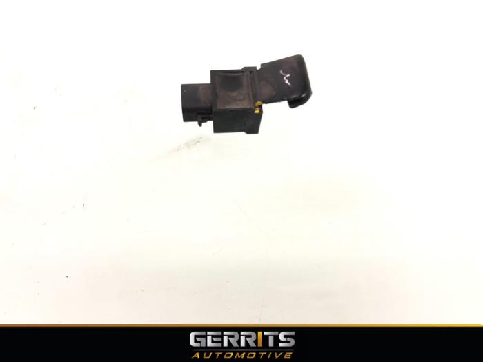 Begagnade Sensor (övriga) Kia Cee'd Sportswagon (JDC5) 1.6 GDI 16V Pris € 21,98 Marginaltabell erbjuds av Gerrits Automotive BV