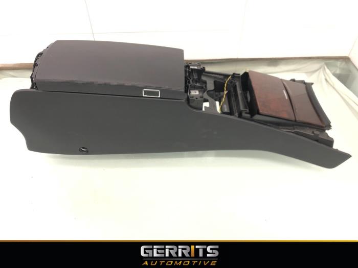 Middle console from a Mercedes-Benz S (W221) 3.5 S-400 24V BlueHybrid 2009