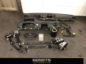 Used Airbag set + module Mercedes S (W221) 3.5 S-400 24V BlueHybrid Price € 749,99 Margin scheme offered by Gerrits Automotive