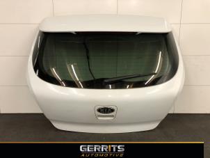 Used Tailgate Kia Cee'd (EDB5) 1.6 CRDi 16V Price € 164,98 Margin scheme offered by Gerrits Automotive