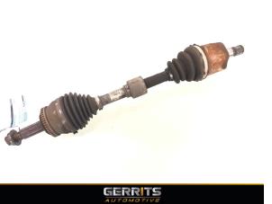 Used Front drive shaft, left Kia Cee'd (EDB5) 1.6 CRDi 16V Price € 65,98 Margin scheme offered by Gerrits Automotive