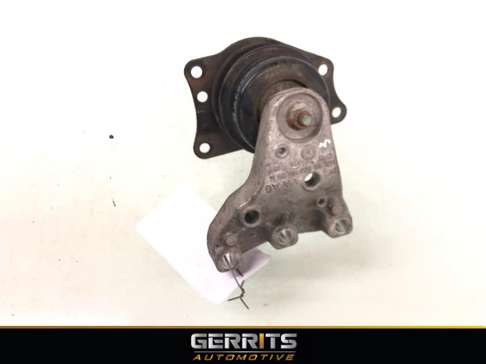 Used Engine mount Volkswagen Polo IV (9N1/2/3) 1.4 16V 75 Price € 27,48 Margin scheme offered by Gerrits Automotive BV