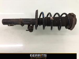 Used Front shock absorber rod, right Volkswagen Fox (5Z) 1.2 Price € 38,48 Margin scheme offered by Gerrits Automotive