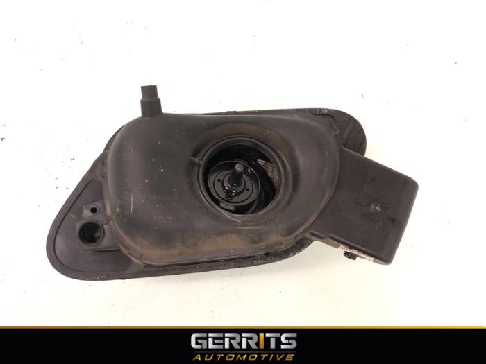 Tank cap cover from a Volkswagen Golf VII (AUA) 1.4 TSI 16V 2013