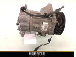 Usagé Pompe clim Renault Captur II (RJB) 1.0 TCe 12V Prix € 274,98 Règlement à la marge proposé par Gerrits Automotive