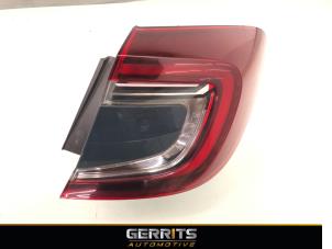 Usados Luz trasera derecha Renault Captur II (RJB) 1.0 TCe 12V Precio € 274,98 Norma de margen ofrecido por Gerrits Automotive