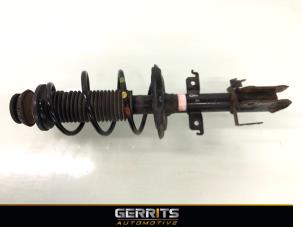 Used Front shock absorber rod, right Renault Captur II (RJB) 1.0 TCe 12V Price € 219,98 Margin scheme offered by Gerrits Automotive