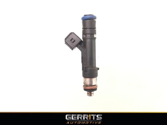 Injector (petrol injection) from a Opel Corsa D 1.2 16V 2014
