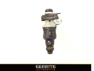 Used Injector (petrol injection) Volvo 940 II 2.3i (LPT) Polar Price € 49,99 Margin scheme offered by Gerrits Automotive