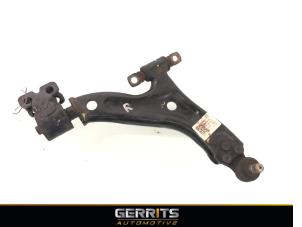 Used Front wishbone, right Opel Karl 1.0 12V Price € 54,98 Margin scheme offered by Gerrits Automotive