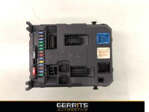 Używane Skrzynka bezpieczników Citroen DS3 (SA) 1.2 12V PureTech 82 Cena € 82,48 Procedura marży oferowane przez Gerrits Automotive