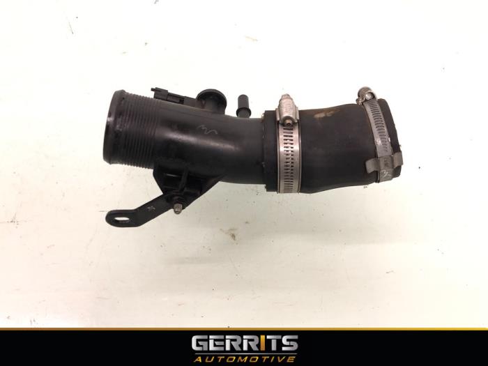 Gebrauchte Intercooler Schlauch Ford Focus 3 Wagon 1.0 Ti-VCT EcoBoost 12V 125 Preis € 27,48 Margenregelung angeboten von Gerrits Automotive BV