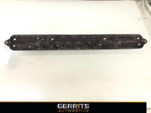 Used Radiator bar BMW 5 serie (F10) 520d 16V Price € 43,98 Margin scheme offered by Gerrits Automotive