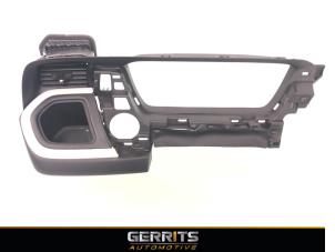 Usagé Grille aération tableau de bord Honda Jazz (GR) 1.5 eHEV 16V Prix € 82,48 Règlement à la marge proposé par Gerrits Automotive