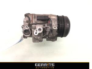 Używane Pompa klimatyzacji Mercedes E (C207) E-200 CGI 16V BlueEfficiency Cena € 174,99 Procedura marży oferowane przez Gerrits Automotive