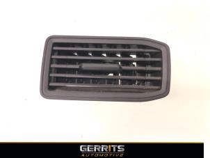 Used Dashboard vent Volkswagen Caddy IV 2.0 TDI 102 Price € 24,99 Margin scheme offered by Gerrits Automotive BV