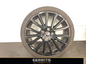 Used Wheel + tyre Renault Clio IV (5R) 1.6 Turbo 16V RS 220 EDC Trophy Price € 349,99 Margin scheme offered by Gerrits Automotive