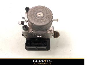 Usagé Pompe ABS Kia Picanto (JA) 1.0 T-GDI 12V Prix € 399,99 Règlement à la marge proposé par Gerrits Automotive