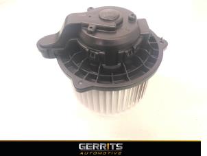 Usagé Ventilateur chauffage Kia Picanto (JA) 1.0 T-GDI 12V Prix € 34,99 Règlement à la marge proposé par Gerrits Automotive