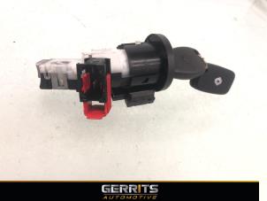 Used Ignition lock + key Renault Master IV (EV/HV/UV/VA/VB/VD/VF/VG/VJ) 2.3 dCi 150 16V FWD Price € 181,49 Inclusive VAT offered by Gerrits Automotive