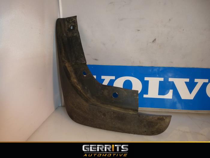 Begagnade Stänkskydd Volvo V60 I (FW/GW) 1.6 T4 16V Pris € 19,99 Marginaltabell erbjuds av Gerrits Automotive BV