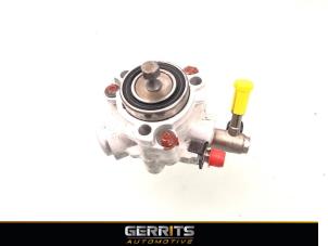 Revisado Bomba de gasolina mecánica Opel Zafira (M75) 2.2 16V Direct Ecotec Precio € 544,49 IVA incluido ofrecido por Gerrits Automotive