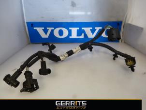 Usagé Faisceau de câbles compartiment moteur Volvo V60 I (FW/GW) 2.0 D4 16V Prix € 24,99 Règlement à la marge proposé par Gerrits Automotive