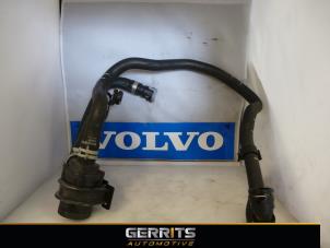 Used Additional water pump Volvo V40 (MV) 2.0 D2 16V Price € 34,99 Margin scheme offered by Gerrits Automotive