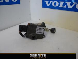 Used Automatic gearbox computer Volvo V70 (SW) 2.4 D5 20V Price € 99,99 Margin scheme offered by Gerrits Automotive