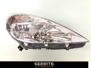 Used Headlight, right Peugeot 607 (9D/U) 2.2 HDi 16V FAP Price € 149,99 Margin scheme offered by Gerrits Automotive
