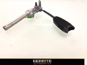 Used Seatbelt tensioner, left Opel Corsa D 1.2 16V Price € 39,99 Margin scheme offered by Gerrits Automotive