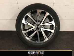 Used Wheel + tyre Toyota Corolla Cross 2.0 VVT-i 16V Hybrid Price € 299,99 Margin scheme offered by Gerrits Automotive