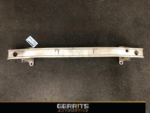 Used Front bumper frame Renault Clio III (BR/CR) 1.6 16V Price € 29,99 Margin scheme offered by Gerrits Automotive