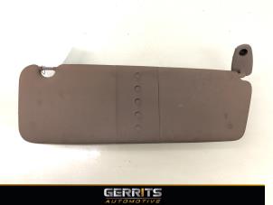 Used Sun visor Opel Movano 2.3 CDTi 16V FWD Price € 30,24 Inclusive VAT offered by Gerrits Automotive