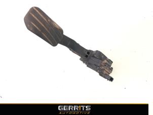 Used Accelerator pedal Opel Movano 2.3 CDTi 16V FWD Price € 60,49 Inclusive VAT offered by Gerrits Automotive