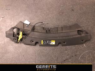 Used Lock plate Ford Kuga II (DM2) 1.5 EcoBoost 16V 120 Price € 49,99 Margin scheme offered by Gerrits Automotive