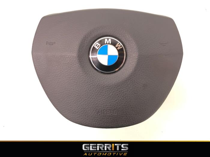 Airbag gauche (volant) d'un BMW 5 serie (F10) 520d 16V 2013