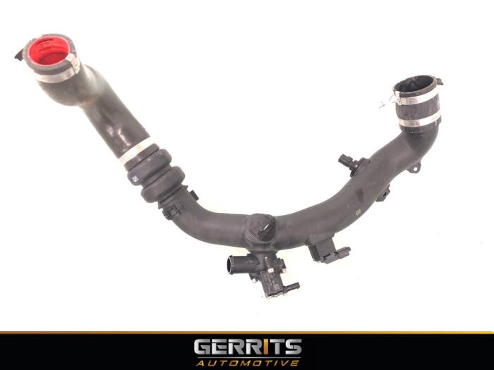Usagé Tuyau intercooler Ford Kuga II (DM2) 1.5 EcoBoost 16V 120 Prix € 74,99 Règlement à la marge proposé par Gerrits Automotive BV
