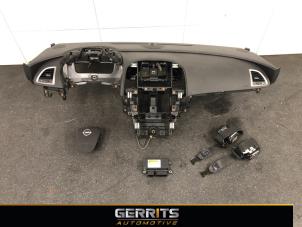 Używane Zestaw + Modul poduszki powietrznej Opel Astra J (PC6/PD6/PE6/PF6) 1.4 Turbo 16V Cena € 749,99 Procedura marży oferowane przez Gerrits Automotive