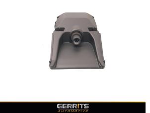 Używane Kamera przednia Citroen C3 Aircross (2C/2R) 1.2 e-THP PureTech 110 Cena € 124,99 Procedura marży oferowane przez Gerrits Automotive