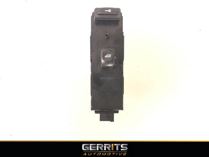 Electric window switch from a Volvo V70 (SW) 2.4 20V 140 2007