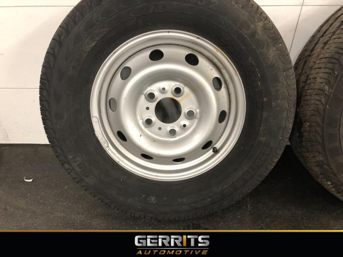 Set of wheels + tyres from a Fiat Ducato (250) 2.3 D 150 Multijet 2020