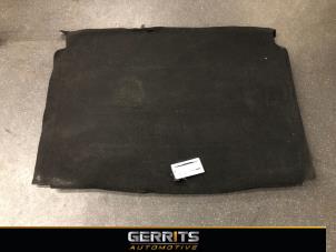 Used Floor panel load area Renault Megane IV (RFBB) 1.5 Energy dCi 110 Price € 149,99 Margin scheme offered by Gerrits Automotive