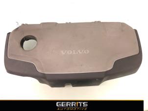 Używane Pokrywa silnika Volvo V70 (SW) 2.4 D5 20V Cena € 34,95 Procedura marży oferowane przez Gerrits Automotive