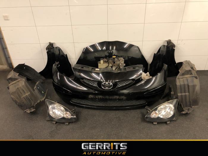 Gebrauchte Vorderfront komplett Toyota Aygo (B10) 1.0 12V VVT-i Preis € 599,99 Margenregelung angeboten von Gerrits Automotive BV