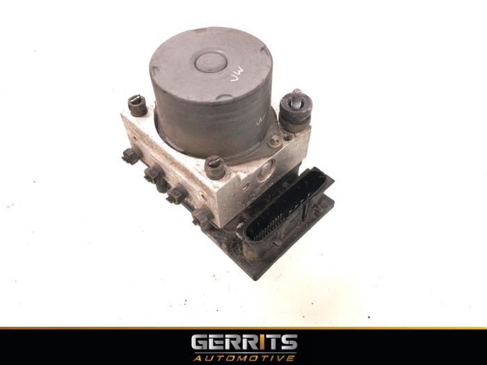 Begagnade ABS-pump Toyota Aygo (B10) 1.0 12V VVT-i Pris € 19,99 Marginaltabell erbjuds av Gerrits Automotive BV