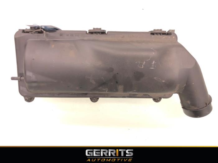 Gebrauchte Luftfiltergehäuse Peugeot 5008 II (M4/MC/MJ/MR) 1.6 THP 165 Preis € 49,99 Margenregelung angeboten von Gerrits Automotive BV
