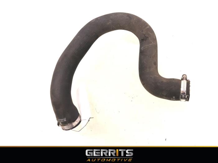 Gebrauchte Intercooler Schlauch Peugeot 5008 II (M4/MC/MJ/MR) 1.6 THP 165 Preis € 49,99 Margenregelung angeboten von Gerrits Automotive BV
