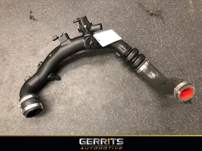 Usagé Tube intercooler Ford Kuga II (DM2) 1.5 EcoBoost 16V 120 Prix € 99,99 Règlement à la marge proposé par Gerrits Automotive BV